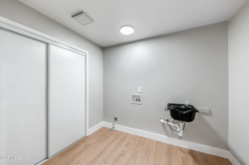 11675 Heartpine, Reno, Nevada 89506, 3 Bedrooms Bedrooms, ,2 BathroomsBathrooms,Residential,Residential,Heartpine,250058428