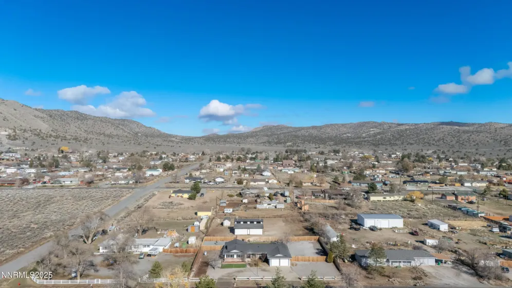 11675 Heartpine, Reno, Nevada 89506, 3 Bedrooms Bedrooms, ,2 BathroomsBathrooms,Residential,Residential,Heartpine,250058428