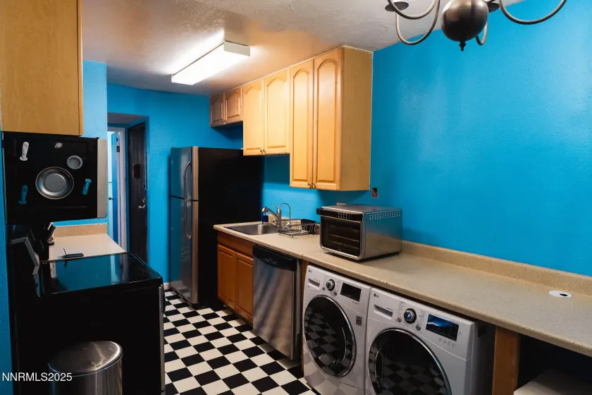 4602 Neil, Reno, Nevada 89502, 1 Bedroom Bedrooms, ,1 BathroomBathrooms,Residential,Residential,Neil,250058429