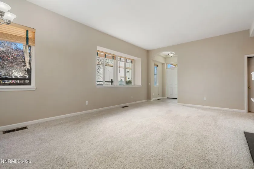 7311 Florentine, Sparks, Nevada 89436, 3 Bedrooms Bedrooms, ,2 BathroomsBathrooms,Residential,Residential,Florentine,250058431