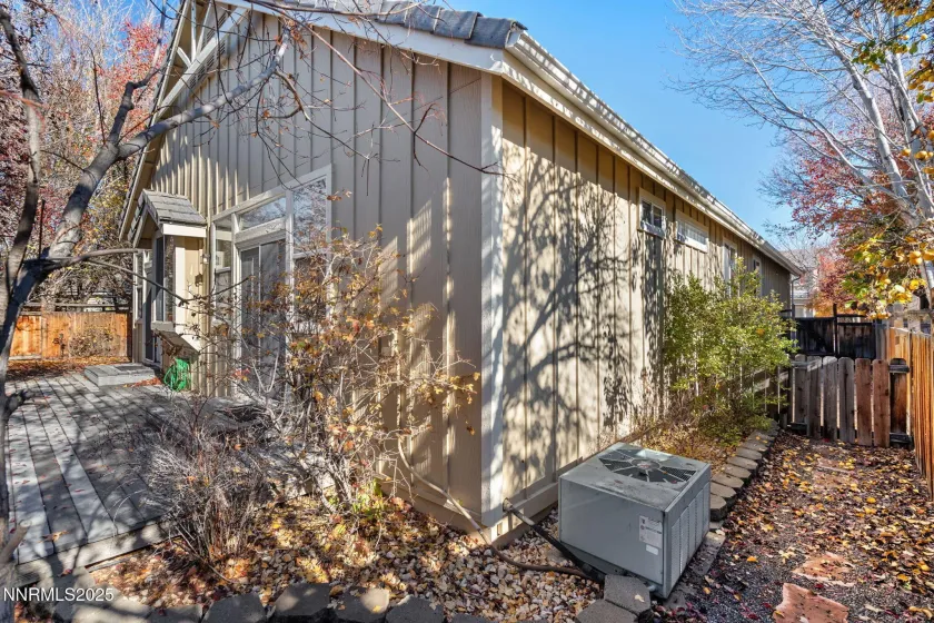 7311 Florentine, Sparks, Nevada 89436, 3 Bedrooms Bedrooms, ,2 BathroomsBathrooms,Residential,Residential,Florentine,250058431