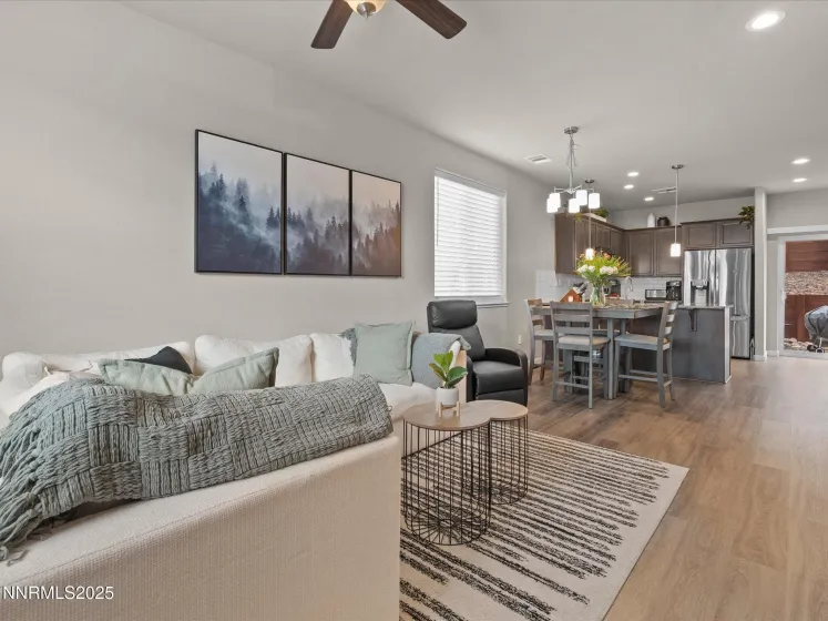 3656 Ruidoso, Reno, Nevada 89512, 3 Bedrooms Bedrooms, ,3 BathroomsBathrooms,Residential,Residential,Ruidoso,250058434