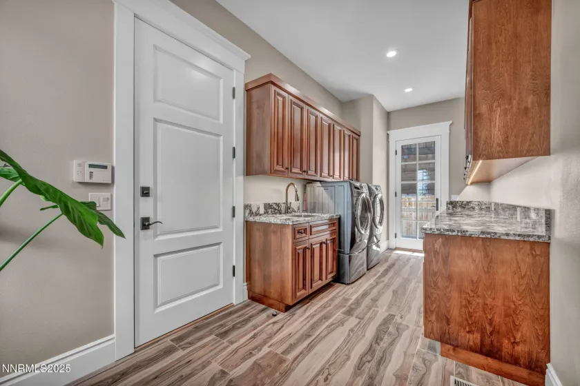 6145 Triple Crown, Reno, Nevada 89511, 3 Bedrooms Bedrooms, ,4 BathroomsBathrooms,Residential,Residential,Triple Crown,250052999