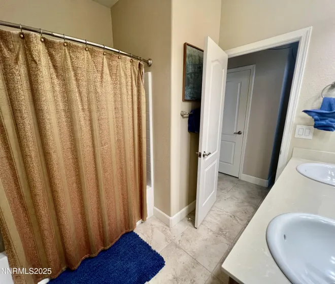 10340 Gold Mine, Reno, Nevada 89521, 4 Bedrooms Bedrooms, ,2 BathroomsBathrooms,Residential,Residential,Gold Mine,250058442