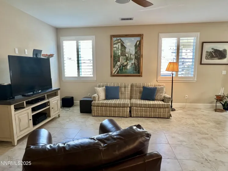 10340 Gold Mine, Reno, Nevada 89521, 4 Bedrooms Bedrooms, ,2 BathroomsBathrooms,Residential,Residential,Gold Mine,250058442