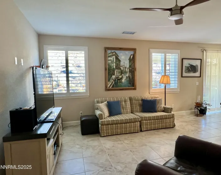 10340 Gold Mine, Reno, Nevada 89521, 4 Bedrooms Bedrooms, ,2 BathroomsBathrooms,Residential,Residential,Gold Mine,250058442