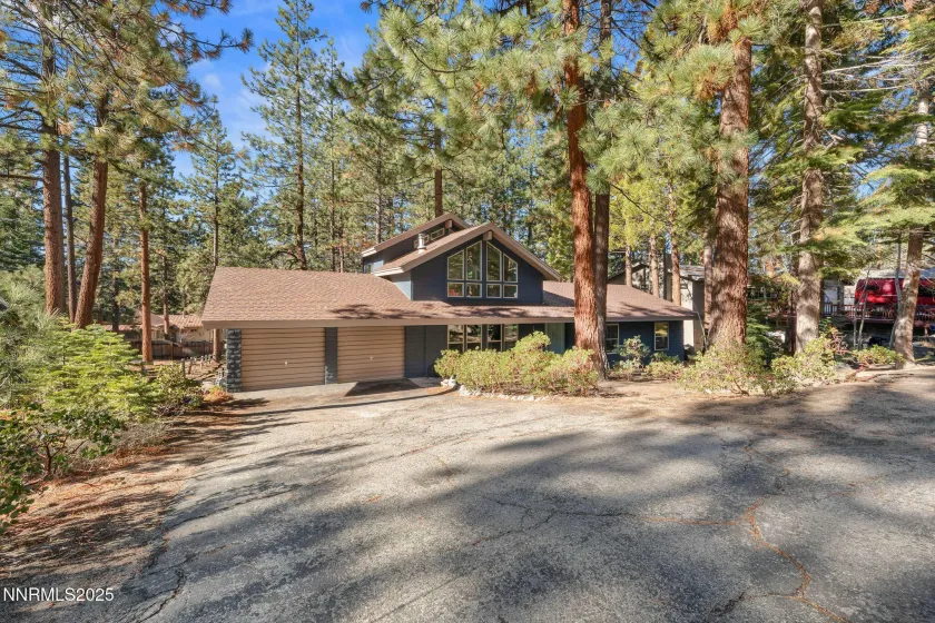 174 Hall, Stateline, Nevada 89449, 3 Bedrooms Bedrooms, ,2 BathroomsBathrooms,Residential,Residential,Hall,250058443