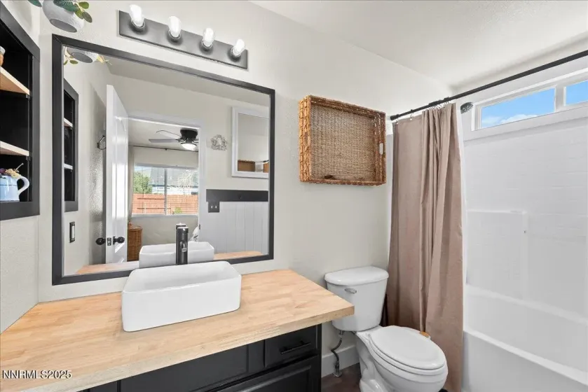 17675 Alexandria, Reno, Nevada 89508, 3 Bedrooms Bedrooms, ,2 BathroomsBathrooms,Residential,Residential,Alexandria,250058422