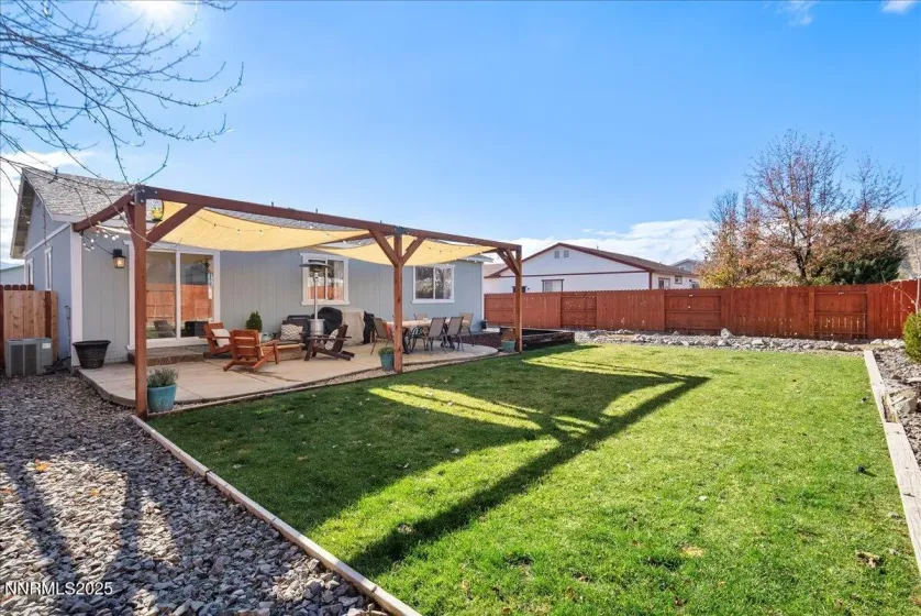 17675 Alexandria, Reno, Nevada 89508, 3 Bedrooms Bedrooms, ,2 BathroomsBathrooms,Residential,Residential,Alexandria,250058422