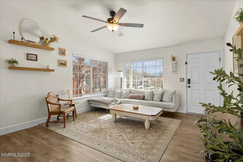 17675 Alexandria, Reno, Nevada 89508, 3 Bedrooms Bedrooms, ,2 BathroomsBathrooms,Residential,Residential,Alexandria,250058422