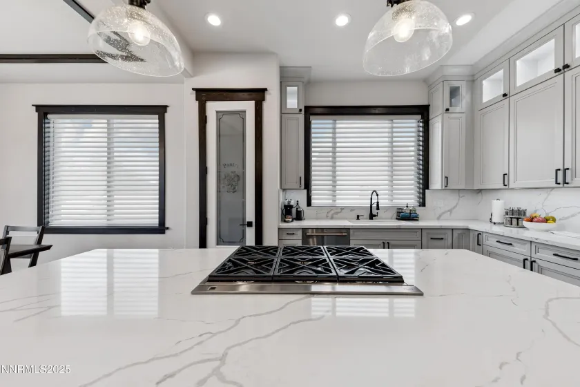 912 Holstein, Gardnerville, Nevada 89460, 4 Bedrooms Bedrooms, ,4 BathroomsBathrooms,Residential,Residential,Holstein,250058432