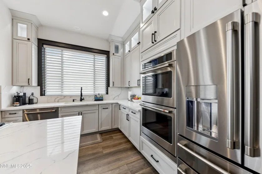 912 Holstein, Gardnerville, Nevada 89460, 4 Bedrooms Bedrooms, ,4 BathroomsBathrooms,Residential,Residential,Holstein,250058432