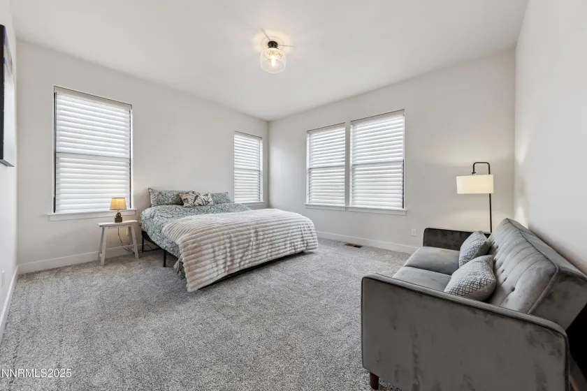 912 Holstein, Gardnerville, Nevada 89460, 4 Bedrooms Bedrooms, ,4 BathroomsBathrooms,Residential,Residential,Holstein,250058432