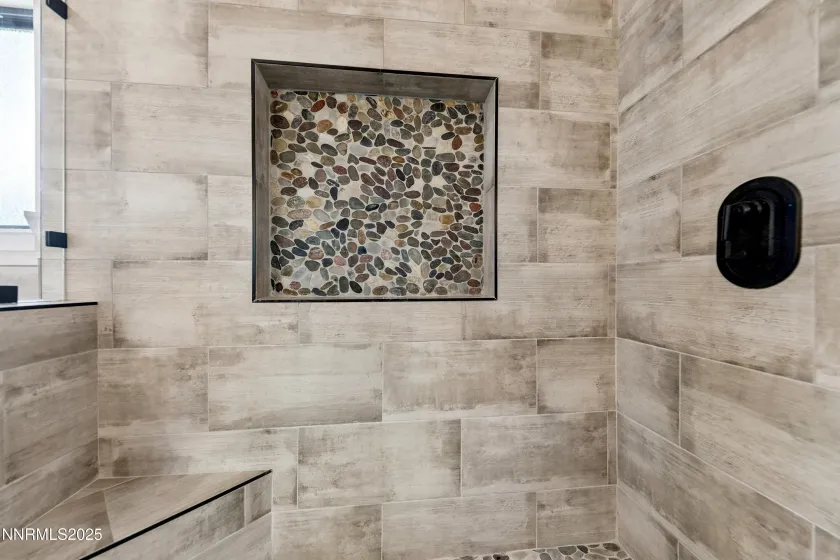 912 Holstein, Gardnerville, Nevada 89460, 4 Bedrooms Bedrooms, ,4 BathroomsBathrooms,Residential,Residential,Holstein,250058432