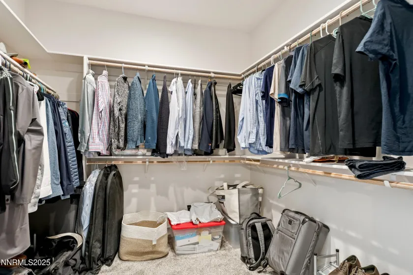 912 Holstein, Gardnerville, Nevada 89460, 4 Bedrooms Bedrooms, ,4 BathroomsBathrooms,Residential,Residential,Holstein,250058432