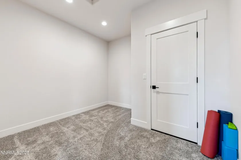 912 Holstein, Gardnerville, Nevada 89460, 4 Bedrooms Bedrooms, ,4 BathroomsBathrooms,Residential,Residential,Holstein,250058432