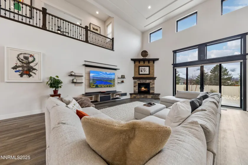 912 Holstein, Gardnerville, Nevada 89460, 4 Bedrooms Bedrooms, ,4 BathroomsBathrooms,Residential,Residential,Holstein,250058432
