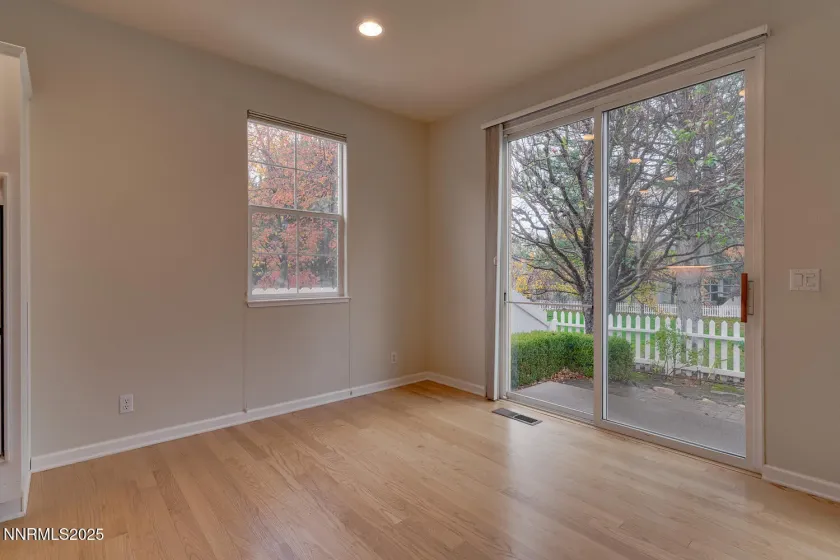 1150 Brookhollow, Reno, Nevada 89519, 2 Bedrooms Bedrooms, ,3 BathroomsBathrooms,Residential,Residential,Brookhollow,250058444