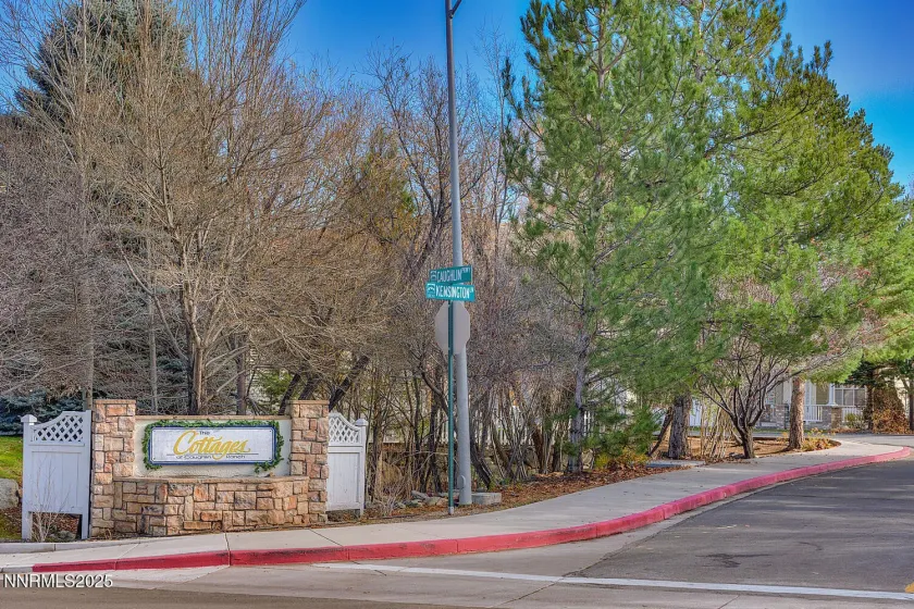 1150 Brookhollow, Reno, Nevada 89519, 2 Bedrooms Bedrooms, ,3 BathroomsBathrooms,Residential,Residential,Brookhollow,250058444