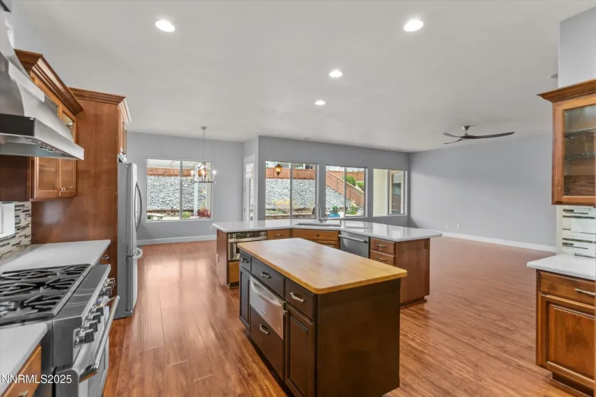 1960 Vicenza, Sparks, Nevada 89434, 3 Bedrooms Bedrooms, ,3 BathroomsBathrooms,Residential,Residential,Vicenza,250058445