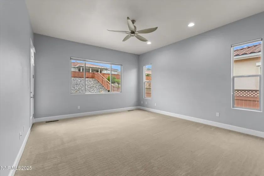 1960 Vicenza, Sparks, Nevada 89434, 3 Bedrooms Bedrooms, ,3 BathroomsBathrooms,Residential,Residential,Vicenza,250058445
