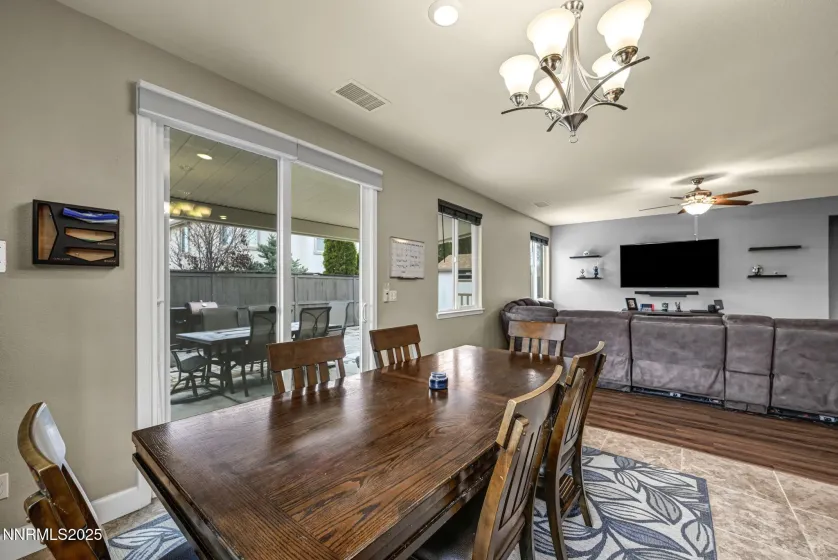 6980 Lusitano, Sparks, Nevada 89436, 4 Bedrooms Bedrooms, ,2 BathroomsBathrooms,Residential,Residential,Lusitano,250058446