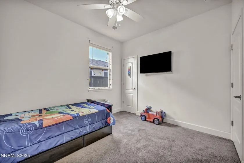 6980 Lusitano, Sparks, Nevada 89436, 4 Bedrooms Bedrooms, ,2 BathroomsBathrooms,Residential,Residential,Lusitano,250058446