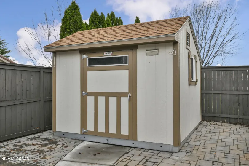 6980 Lusitano, Sparks, Nevada 89436, 4 Bedrooms Bedrooms, ,2 BathroomsBathrooms,Residential,Residential,Lusitano,250058446