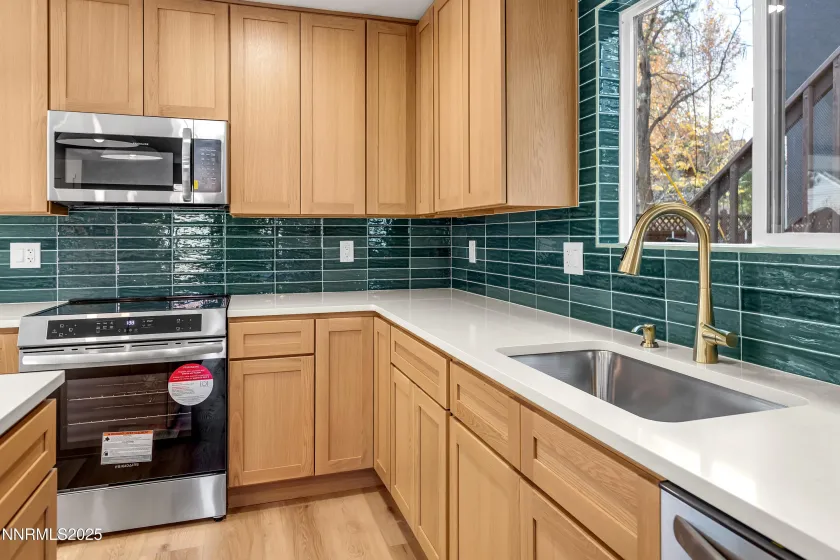 650 John Fremont, Reno, Nevada 89509, 3 Bedrooms Bedrooms, ,2 BathroomsBathrooms,Residential,Residential,John Fremont,250058449