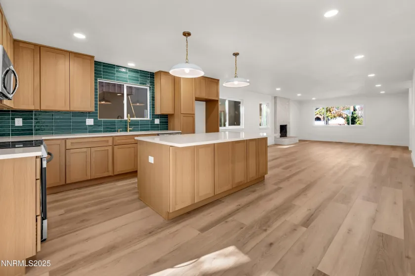 650 John Fremont, Reno, Nevada 89509, 3 Bedrooms Bedrooms, ,2 BathroomsBathrooms,Residential,Residential,John Fremont,250058449