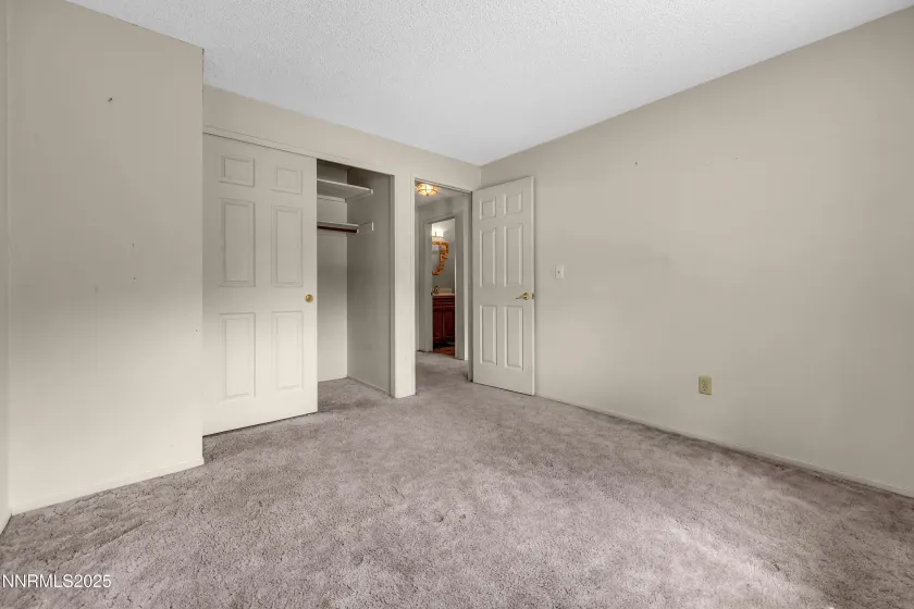 3252 Holman, Sparks, Nevada 89431, 4 Bedrooms Bedrooms, ,3 BathroomsBathrooms,Residential,Residential,Holman,250058451