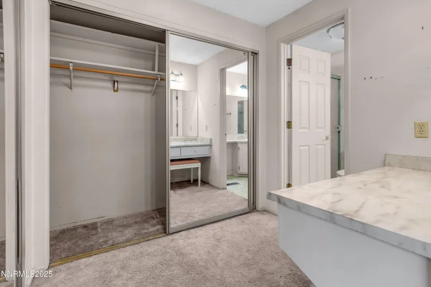 3252 Holman, Sparks, Nevada 89431, 4 Bedrooms Bedrooms, ,3 BathroomsBathrooms,Residential,Residential,Holman,250058451