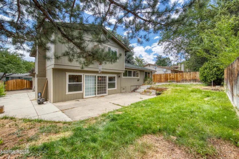 3252 Holman, Sparks, Nevada 89431, 4 Bedrooms Bedrooms, ,3 BathroomsBathrooms,Residential,Residential,Holman,250058451