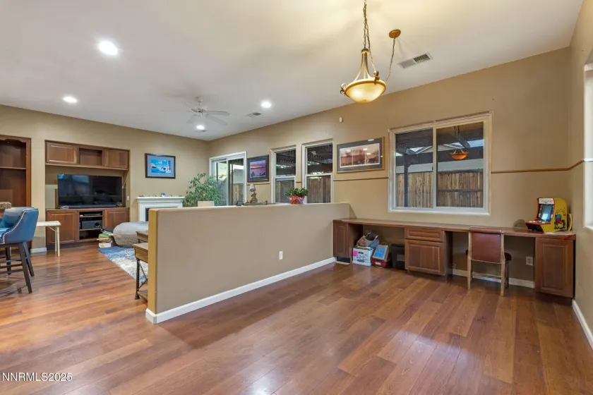 5011 Chevalier, Sparks, Nevada 89436, 4 Bedrooms Bedrooms, ,3 BathroomsBathrooms,Residential,Residential,Chevalier,250058452