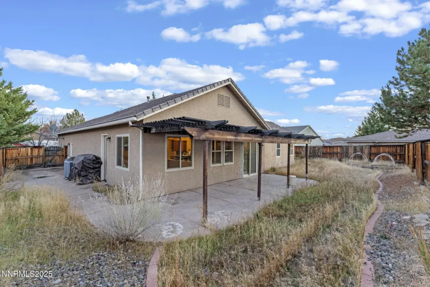 5011 Chevalier, Sparks, Nevada 89436, 4 Bedrooms Bedrooms, ,3 BathroomsBathrooms,Residential,Residential,Chevalier,250058452