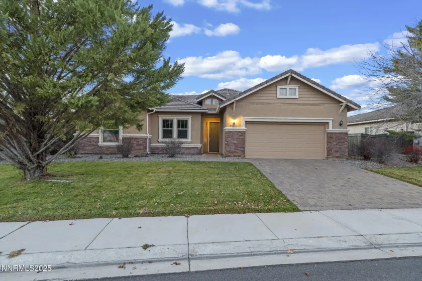 5011 Chevalier, Sparks, Nevada 89436, 4 Bedrooms Bedrooms, ,3 BathroomsBathrooms,Residential,Residential,Chevalier,250058452