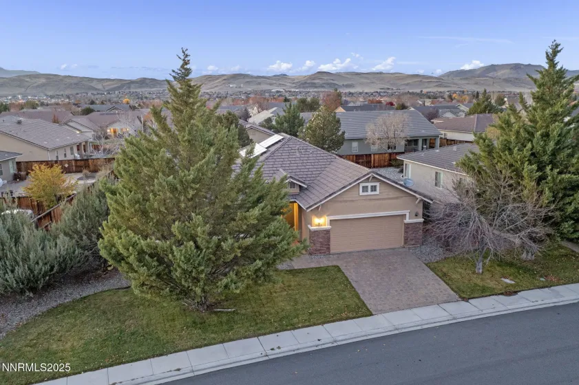 5011 Chevalier, Sparks, Nevada 89436, 4 Bedrooms Bedrooms, ,3 BathroomsBathrooms,Residential,Residential,Chevalier,250058452