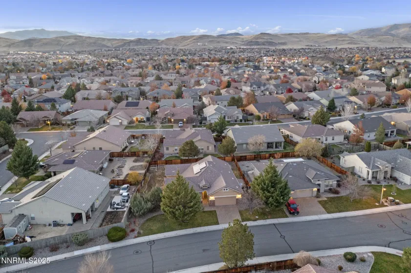 5011 Chevalier, Sparks, Nevada 89436, 4 Bedrooms Bedrooms, ,3 BathroomsBathrooms,Residential,Residential,Chevalier,250058452