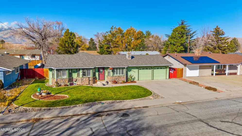 1644 Molly, Carson City, Nevada 89706, 3 Bedrooms Bedrooms, ,2 BathroomsBathrooms,Residential,Residential,Molly,250058453