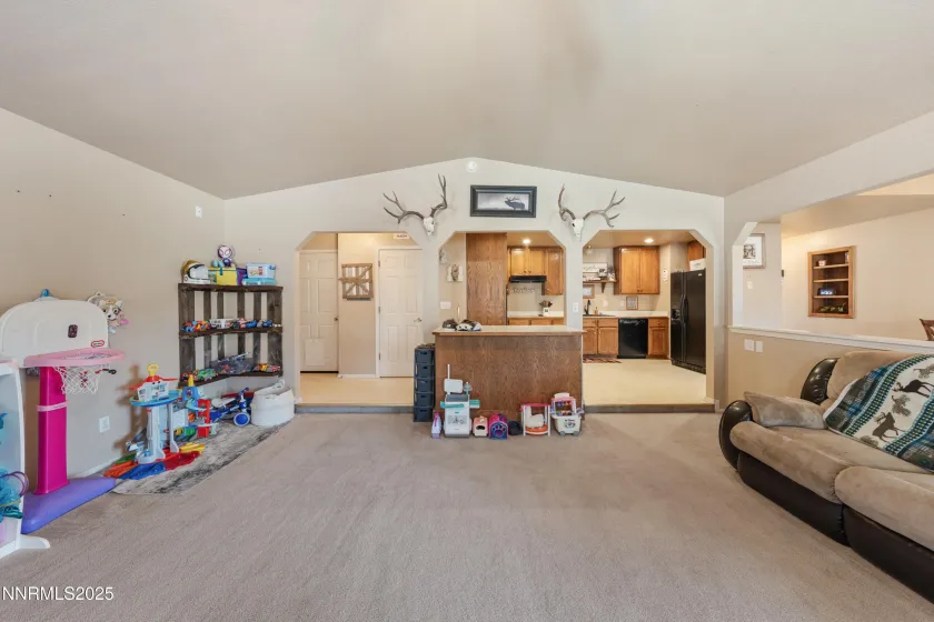 1644 Molly, Carson City, Nevada 89706, 3 Bedrooms Bedrooms, ,2 BathroomsBathrooms,Residential,Residential,Molly,250058453