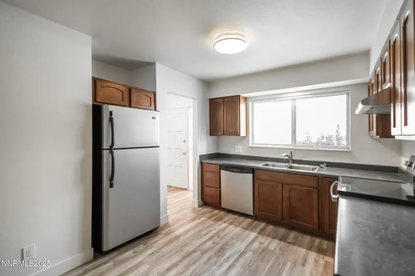 129 Smithridge, Reno, Nevada 89502, 2 Bedrooms Bedrooms, ,2 BathroomsBathrooms,Residential,Residential,Smithridge,250058454