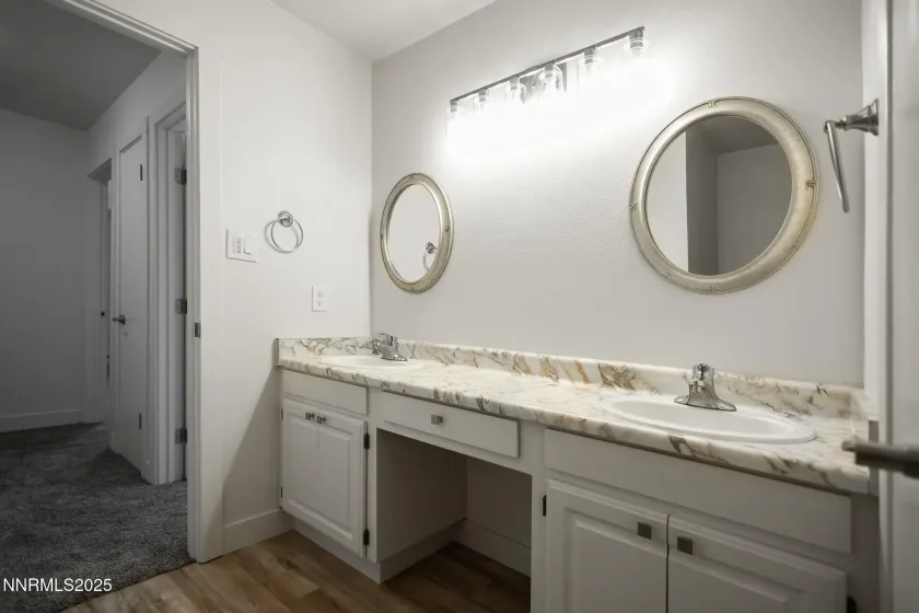 129 Smithridge, Reno, Nevada 89502, 2 Bedrooms Bedrooms, ,2 BathroomsBathrooms,Residential,Residential,Smithridge,250058454