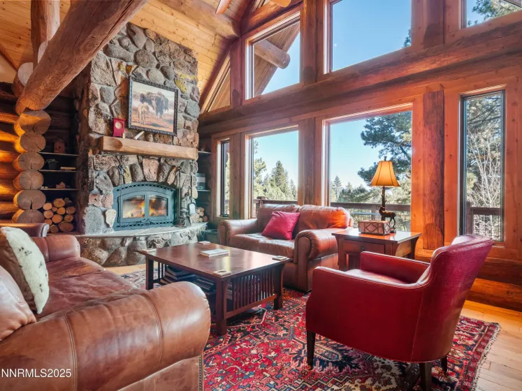 120 Five Creek, Gardnerville, Nevada 89460, 4 Bedrooms Bedrooms, ,6 BathroomsBathrooms,Residential,Residential,Five Creek,250058455