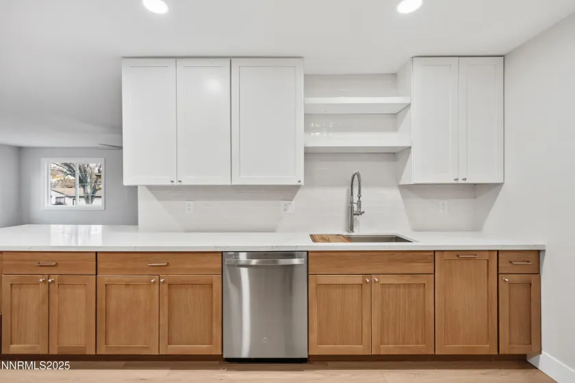 3465 Dawn, Sparks, Nevada 89431, 4 Bedrooms Bedrooms, ,2 BathroomsBathrooms,Residential,Residential,Dawn,250058457