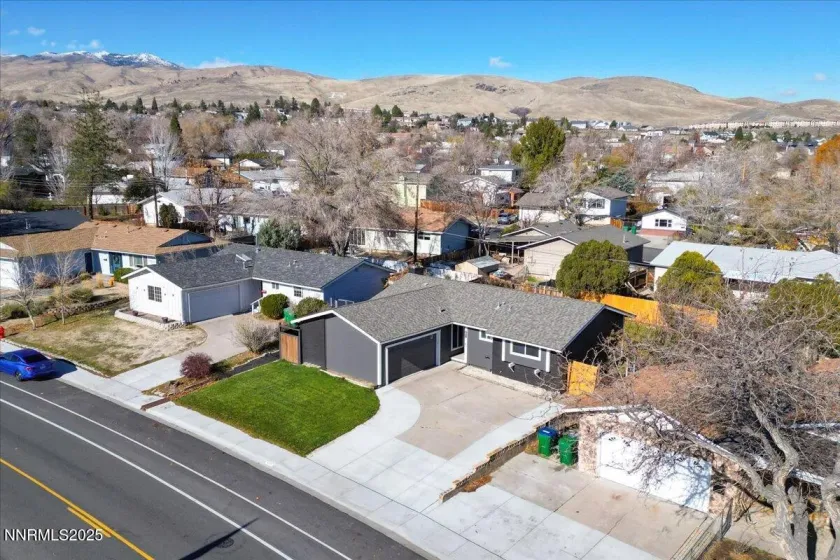 2801 Kings Row, Reno, Nevada 89503, 3 Bedrooms Bedrooms, ,2 BathroomsBathrooms,Residential,Residential,Kings Row,250058461