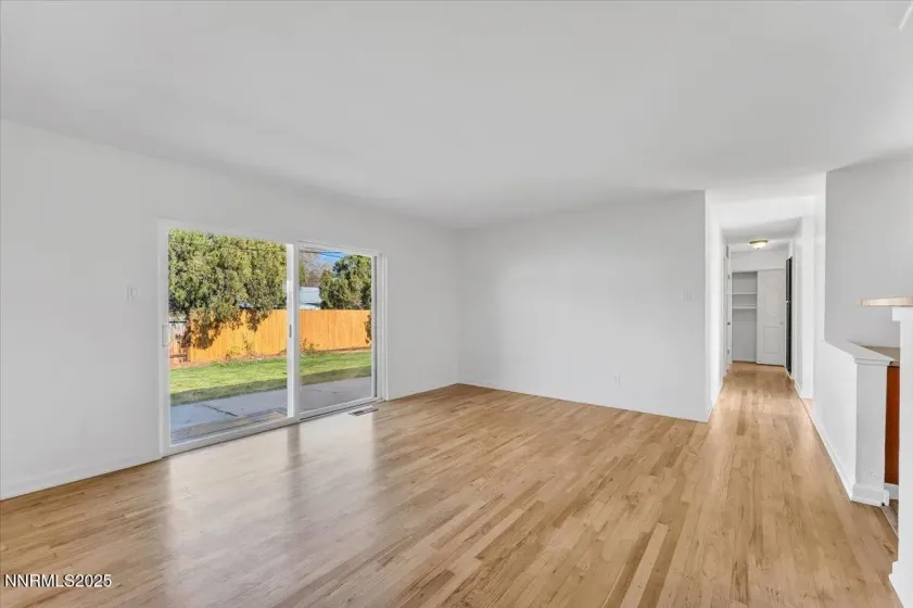 2801 Kings Row, Reno, Nevada 89503, 3 Bedrooms Bedrooms, ,2 BathroomsBathrooms,Residential,Residential,Kings Row,250058461