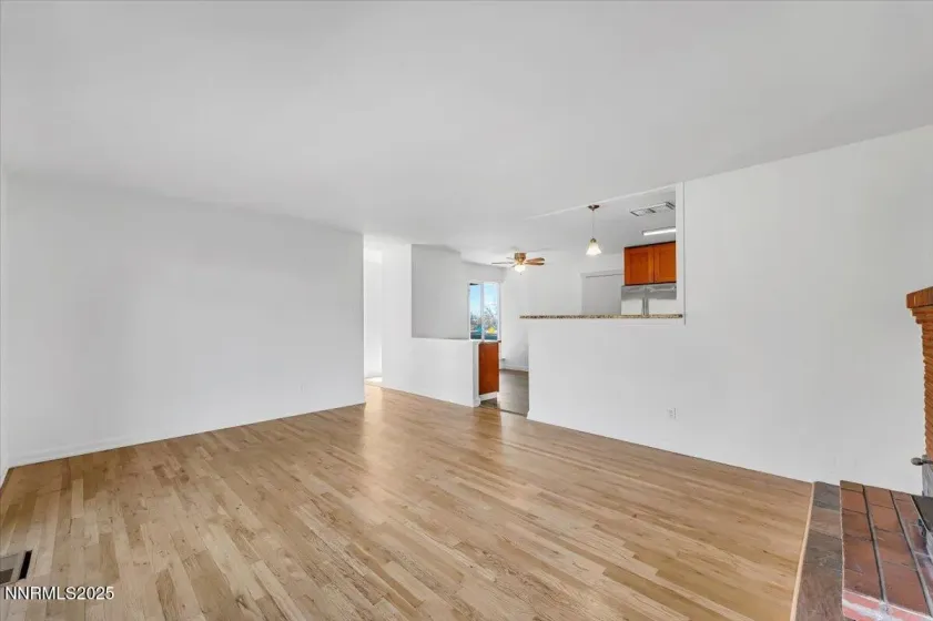 2801 Kings Row, Reno, Nevada 89503, 3 Bedrooms Bedrooms, ,2 BathroomsBathrooms,Residential,Residential,Kings Row,250058461