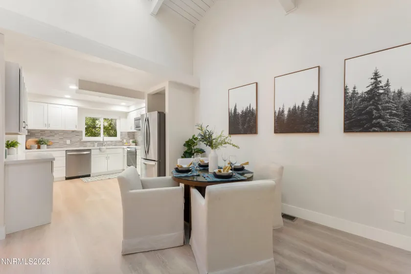 321 Ski, Incline Village, Nevada 89451, 3 Bedrooms Bedrooms, ,3 BathroomsBathrooms,Residential,Residential,Ski,250057859