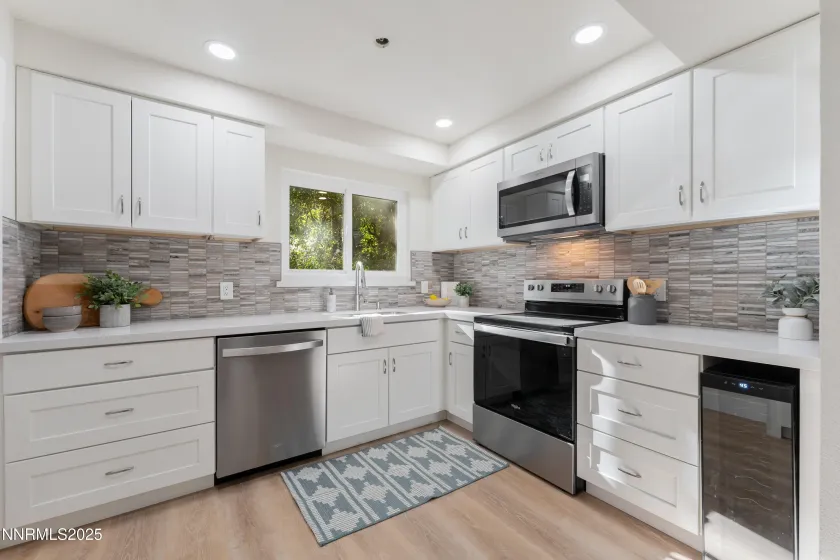 321 Ski, Incline Village, Nevada 89451, 3 Bedrooms Bedrooms, ,3 BathroomsBathrooms,Residential,Residential,Ski,250057859