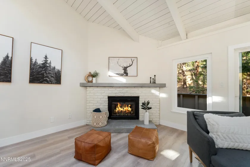 321 Ski, Incline Village, Nevada 89451, 3 Bedrooms Bedrooms, ,3 BathroomsBathrooms,Residential,Residential,Ski,250057859